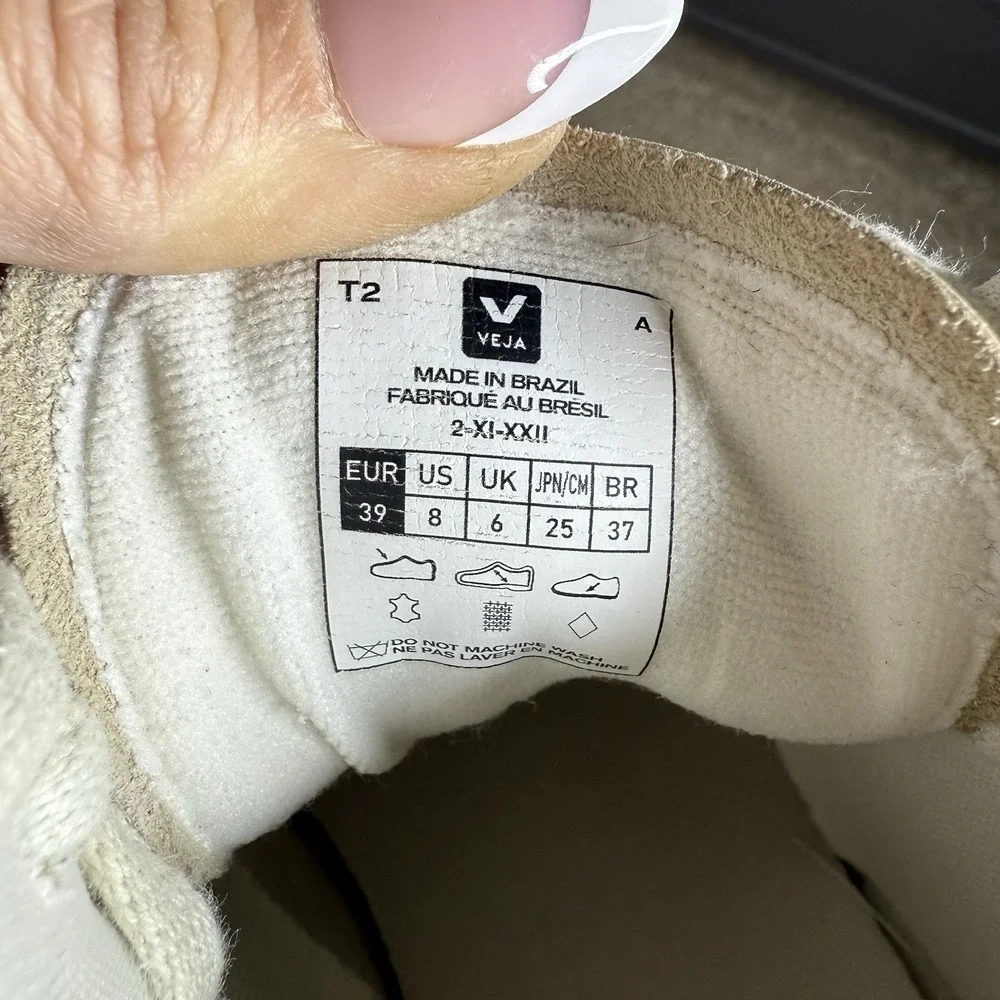 Veja V-15 Leather Petale Sneakers Size 8 / 39 EUR Womens White Multi Shoes Suede